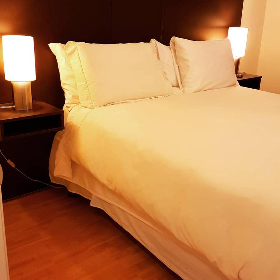 Toronto Luxury Accommodations - University Plaza Ngoại thất bức ảnh