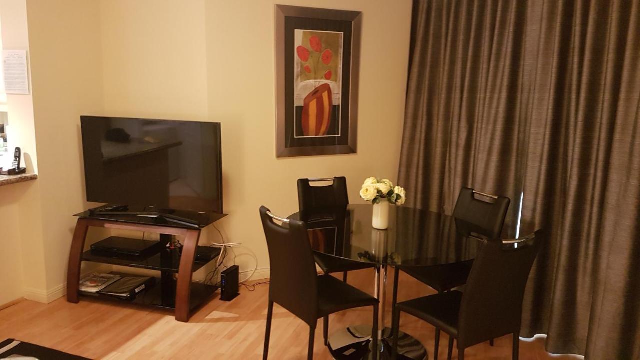 Toronto Luxury Accommodations - University Plaza Ngoại thất bức ảnh